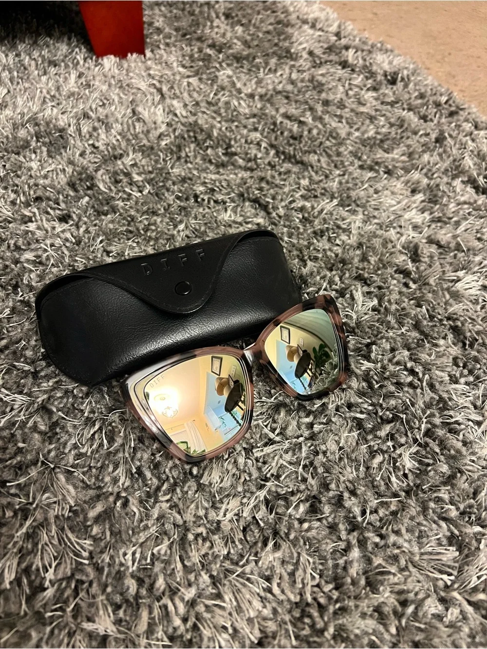 Diff Eyewear Tortoise Pink Mirrored Polarized Sunglasses
